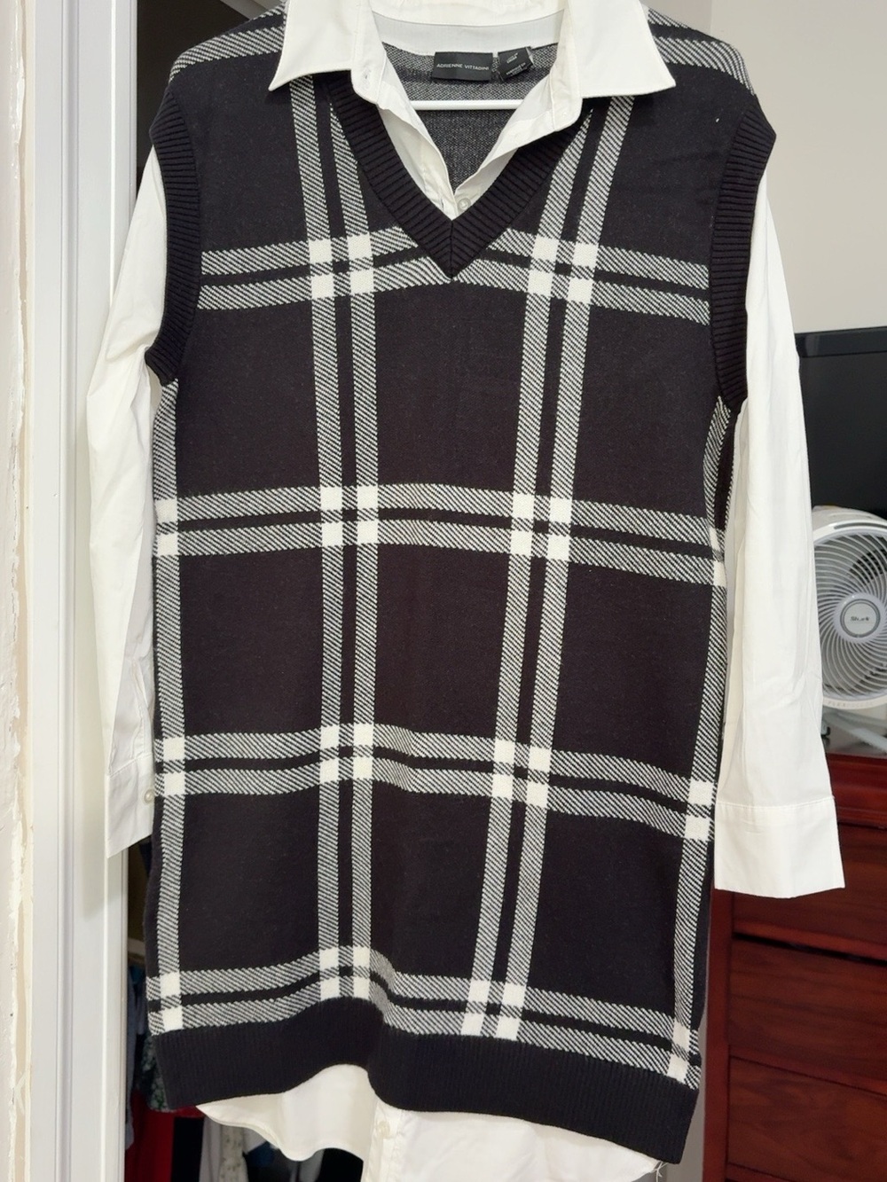 Adrienne Vittadini Plaid Vest S & White Button-Up Shirt Bundle